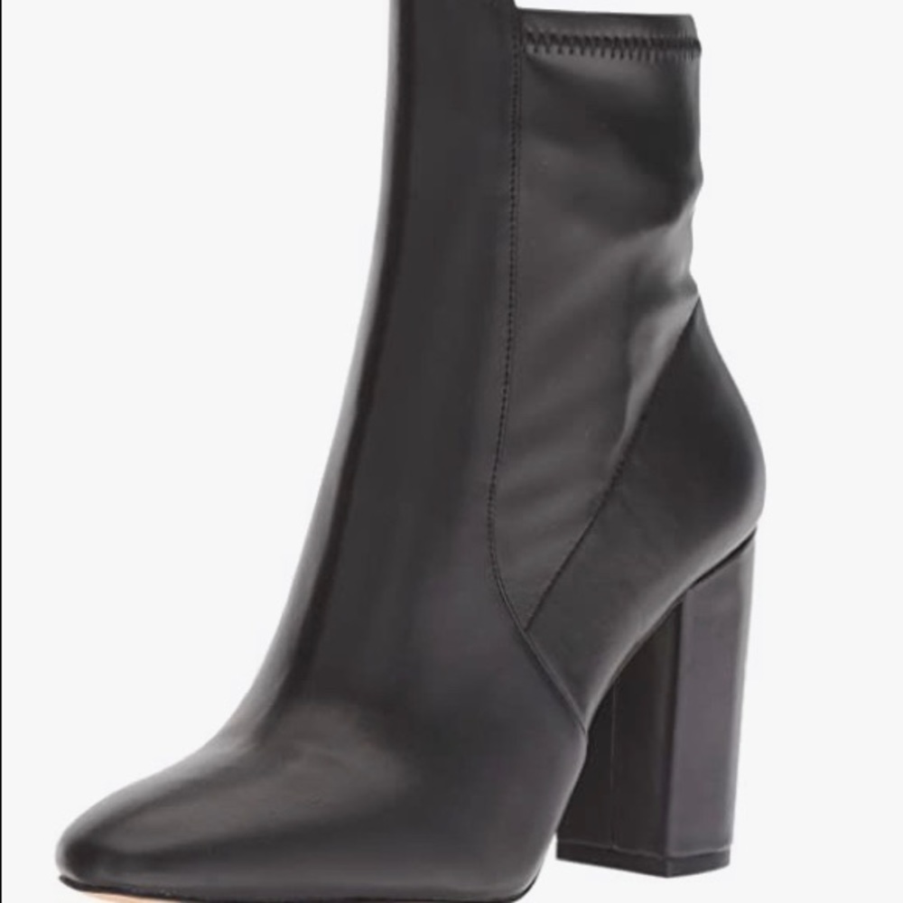 Aldo leather ankle boots, BRAND NEW! Never worn!
